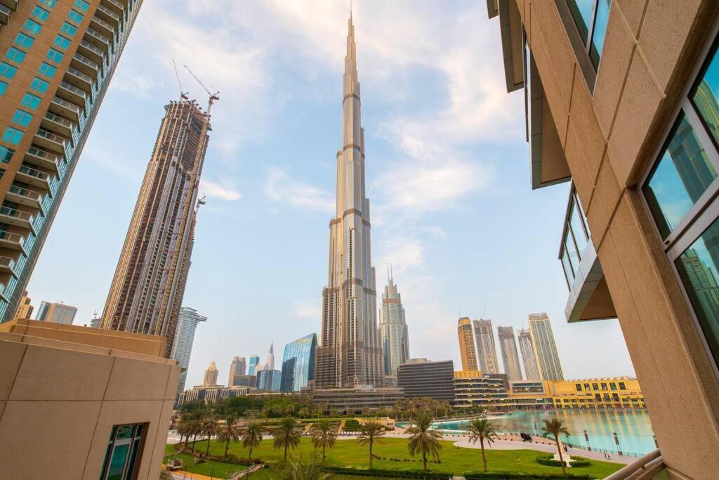 First Class 2Br With Full Burj Khalifa And Fountain View Dubaj Kültér fotó