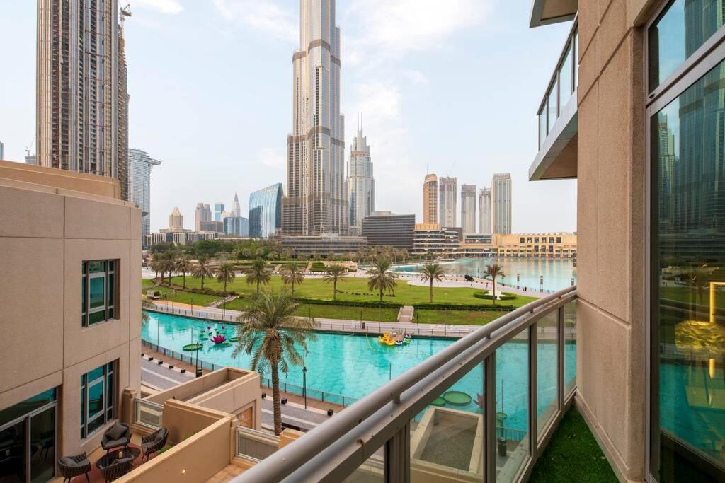 First Class 2Br With Full Burj Khalifa And Fountain View Dubaj Kültér fotó